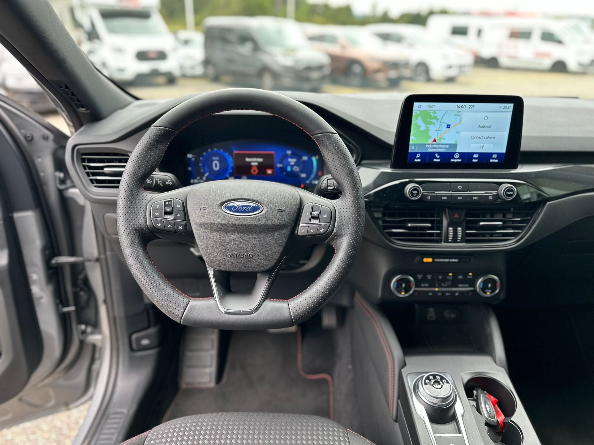 FORD Kuga 2.5 FHEV ST-Line AWD-image-6