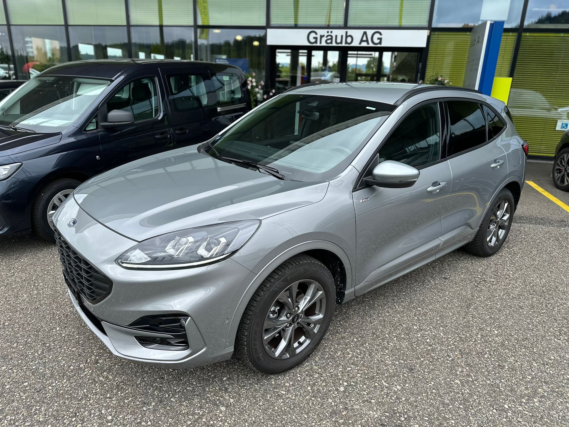 FORD Kuga 2.5 FHEV ST-Line AWD-image-2