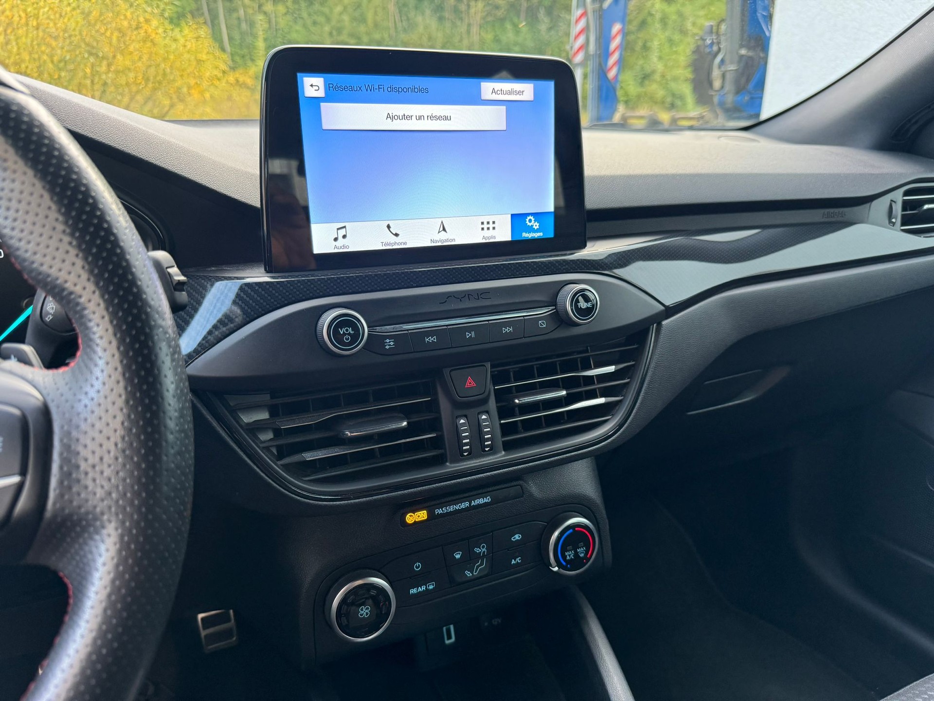 FORD Focus 1.5 TDCi ST Line Automatic-image-7