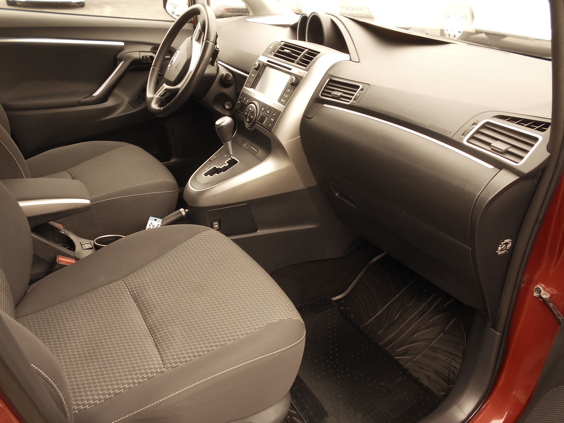 TOYOTA Verso 1.8 Trend Multidrive AUTOMAT-image-7