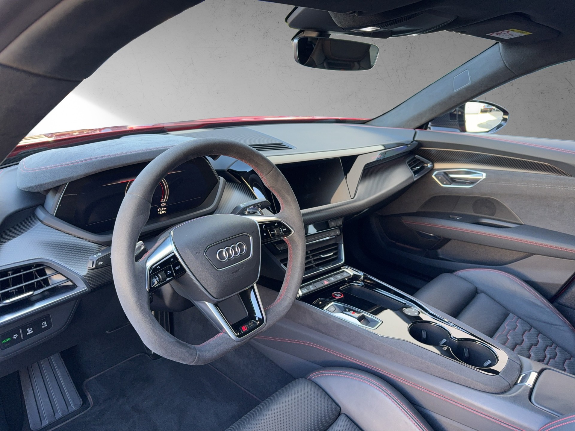 AUDI RS e-tron GT quattro-image-5