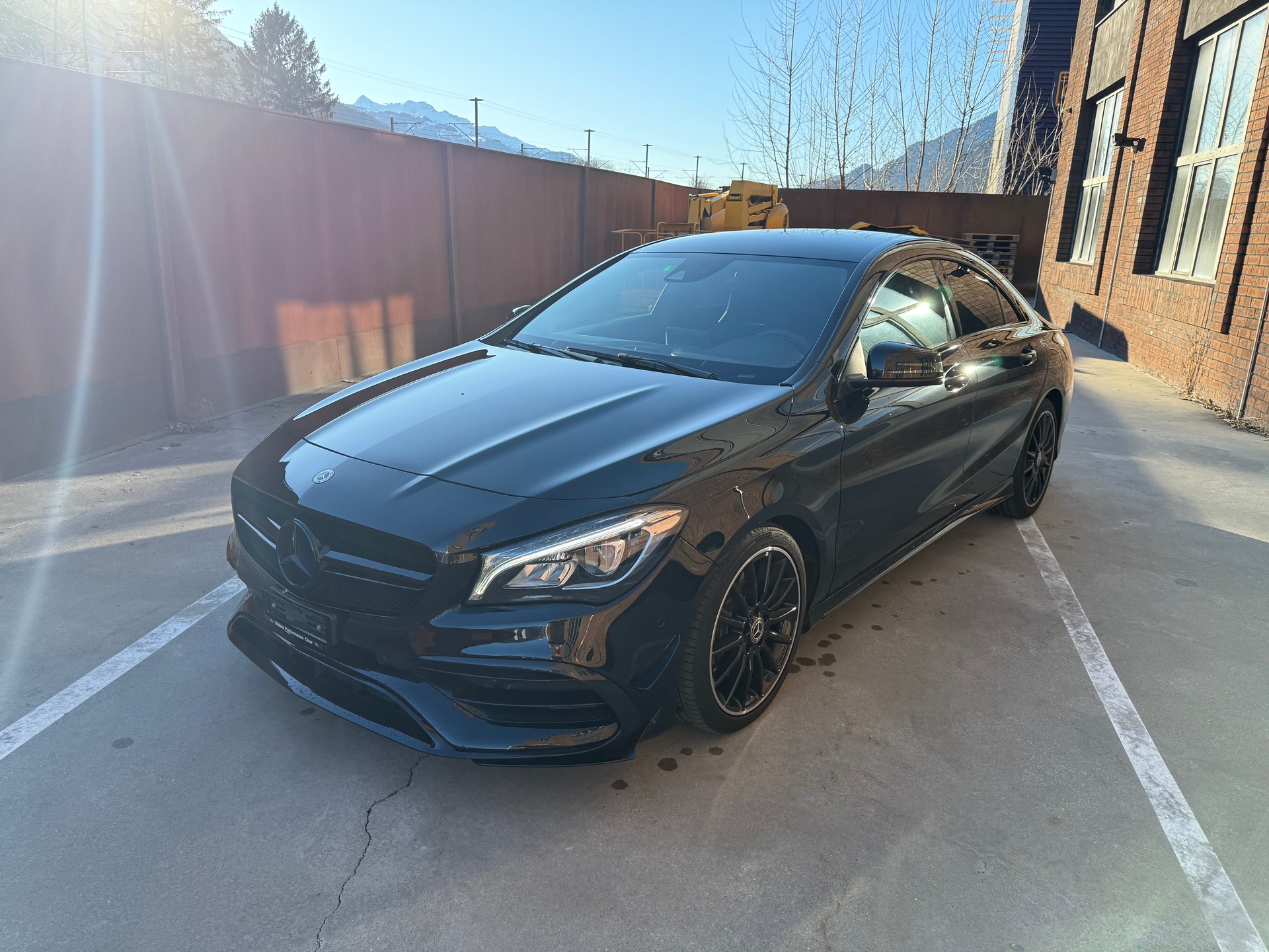 MERCEDES-BENZ CLA 250 AMG Line 7G-DCT 4Matic