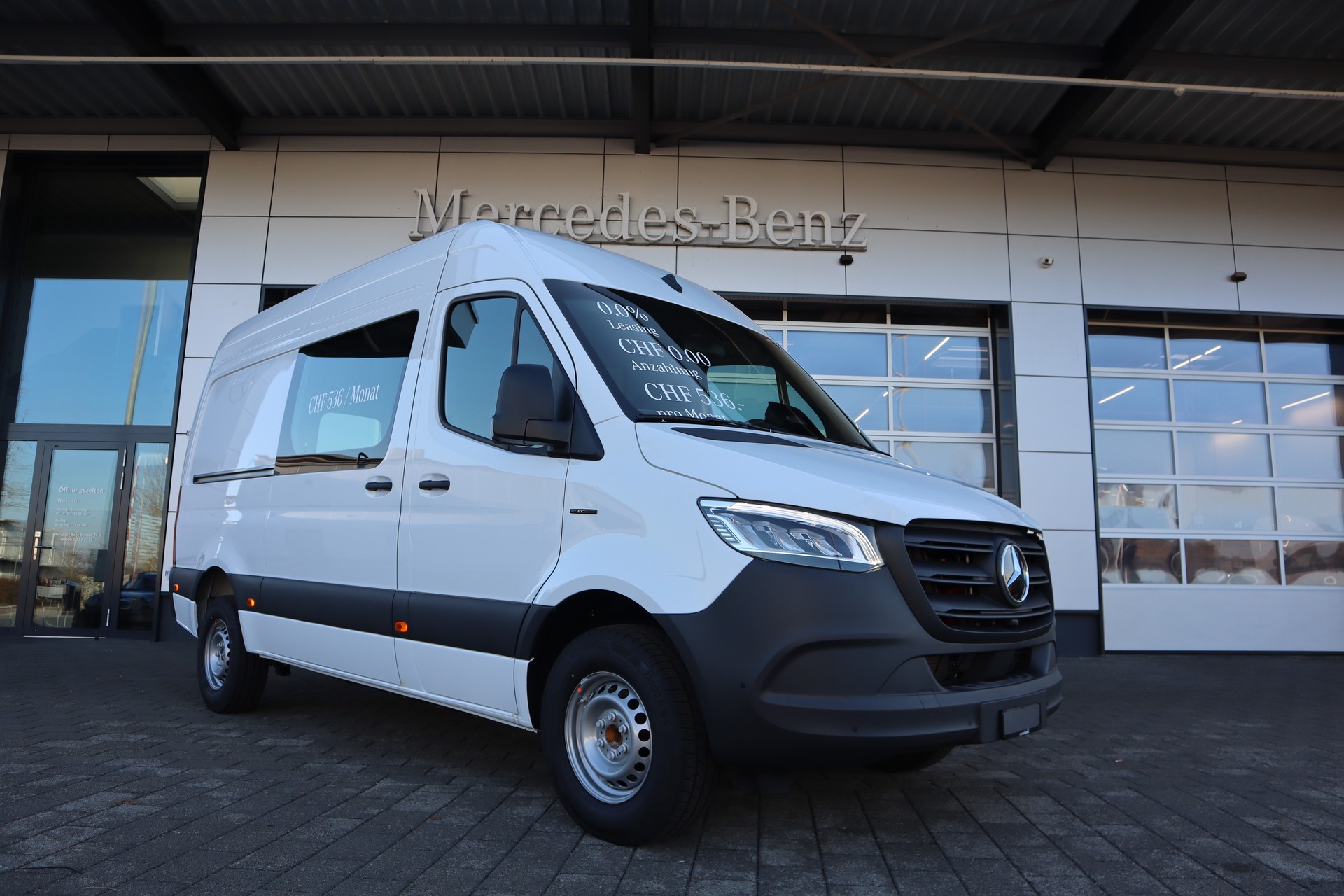 MERCEDES-BENZ eSprinter 320 PRO KA 3665mm S