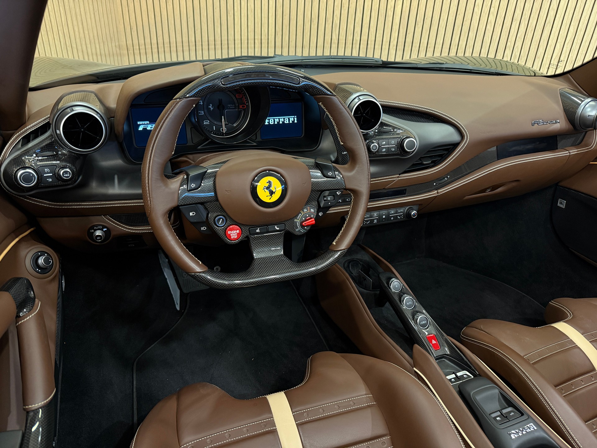 FERRARI F8 Spider *TAILOR MADE* Verde Masoni-image-26