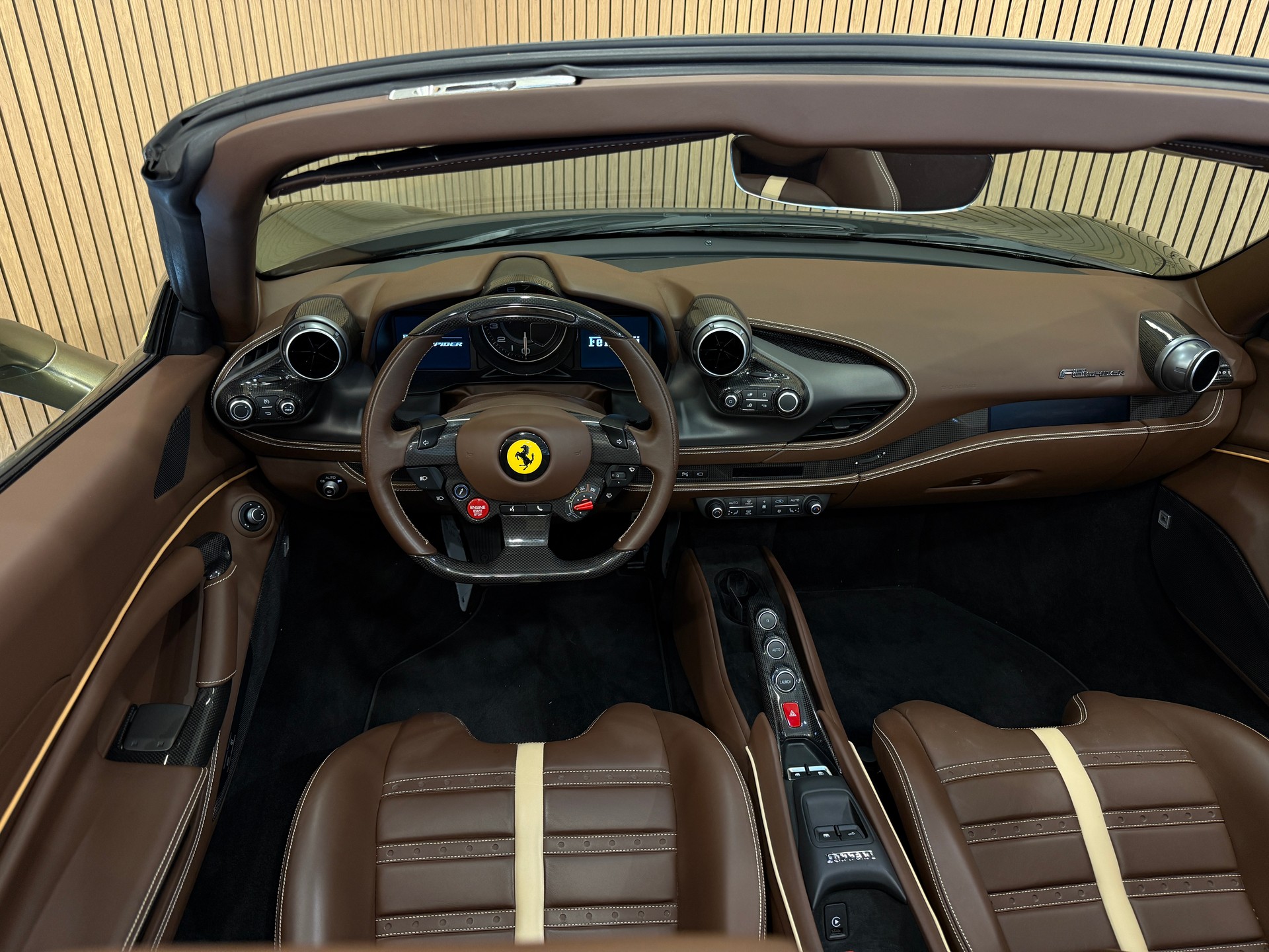 FERRARI F8 Spider *TAILOR MADE* Verde Masoni-image-12