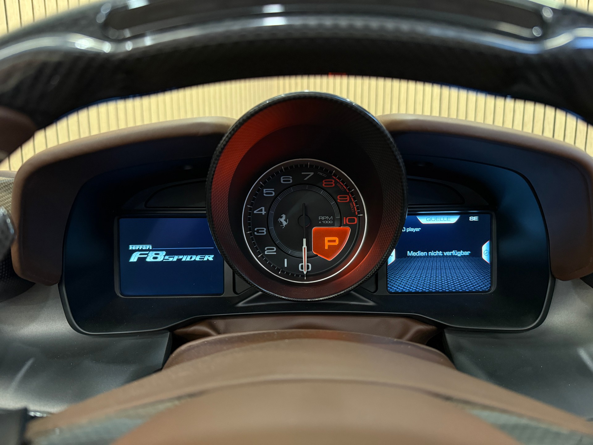 FERRARI F8 Spider *TAILOR MADE* Verde Masoni-image-20