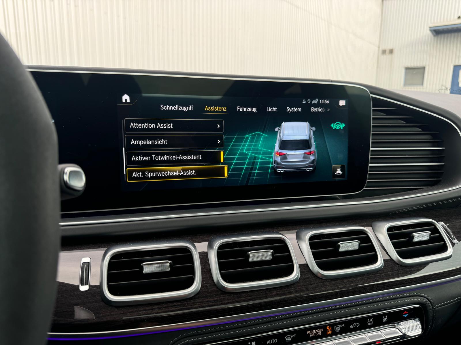 MERCEDES-BENZ GLE 63 S AMG BRABUS Bodykit All in Black Performance 720PS 4Matic+ 9G-Speedshift Vollausstattung-image-28