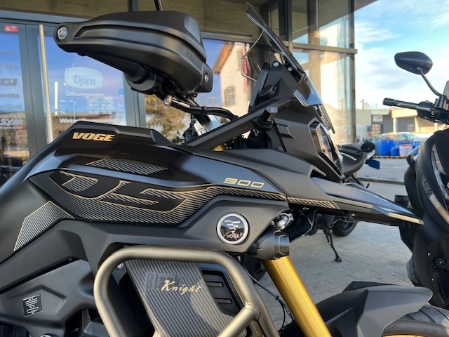 VOGE 900 DSX Black Knight-image-2