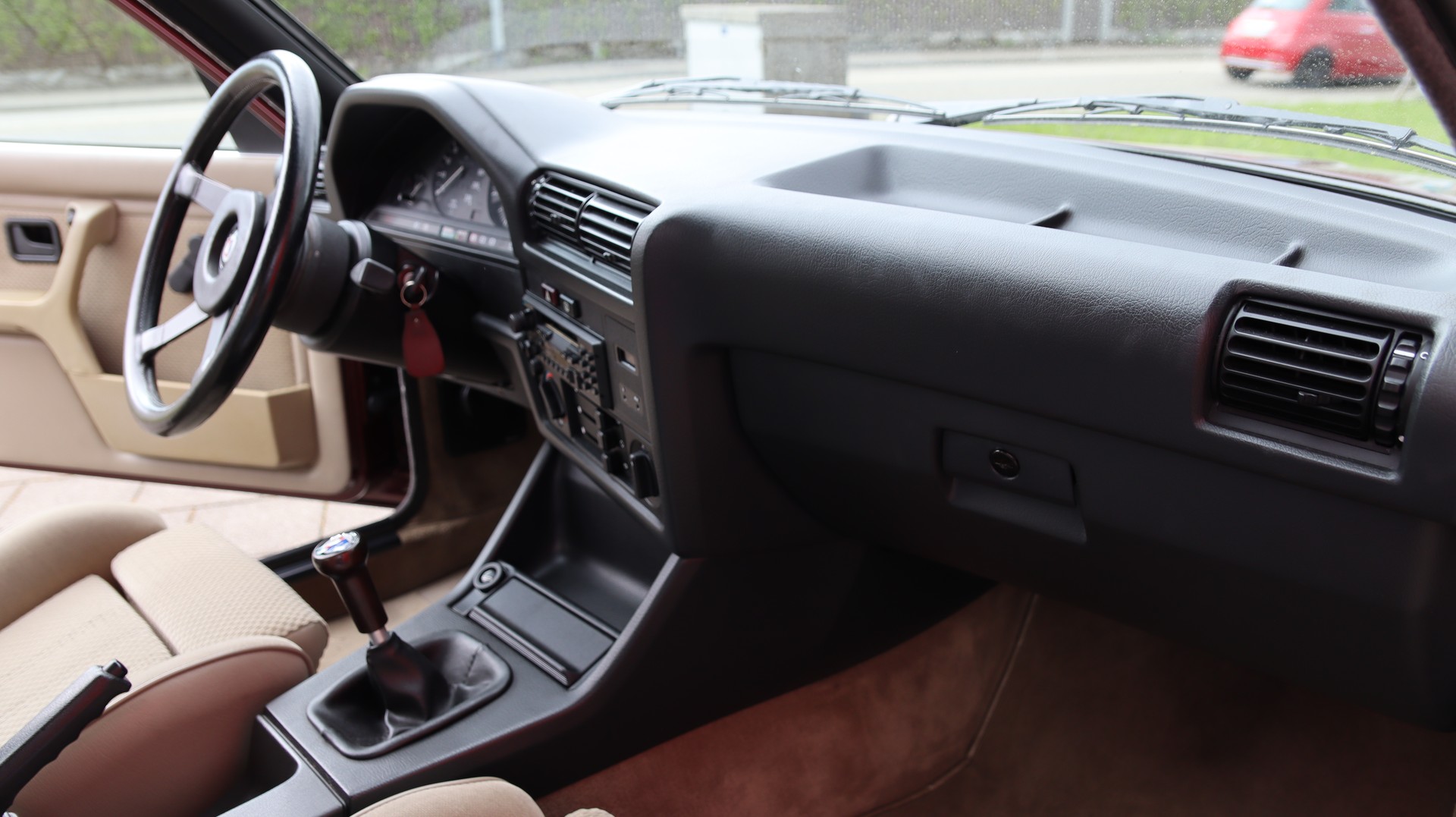 BMW 320i, Liebhaberauto im Alpina Style-image-7