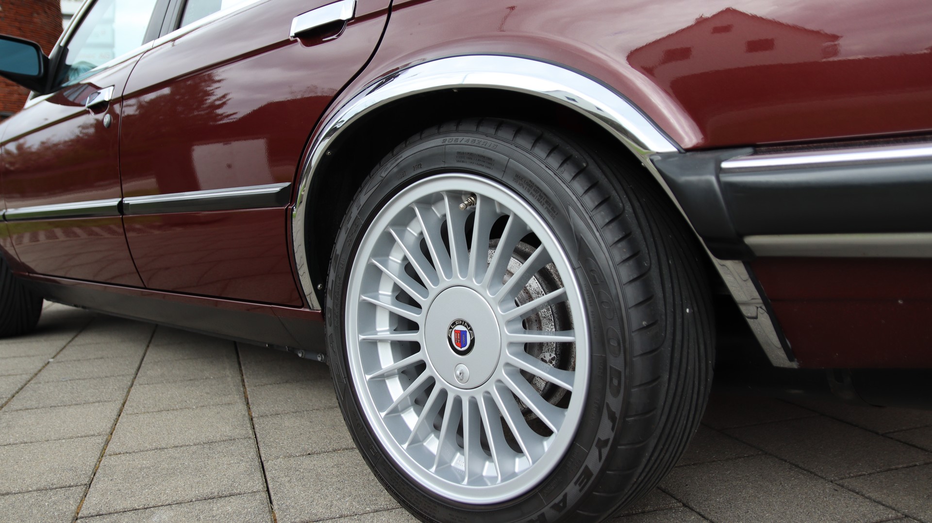 BMW 320i, Liebhaberauto im Alpina Style-image-5