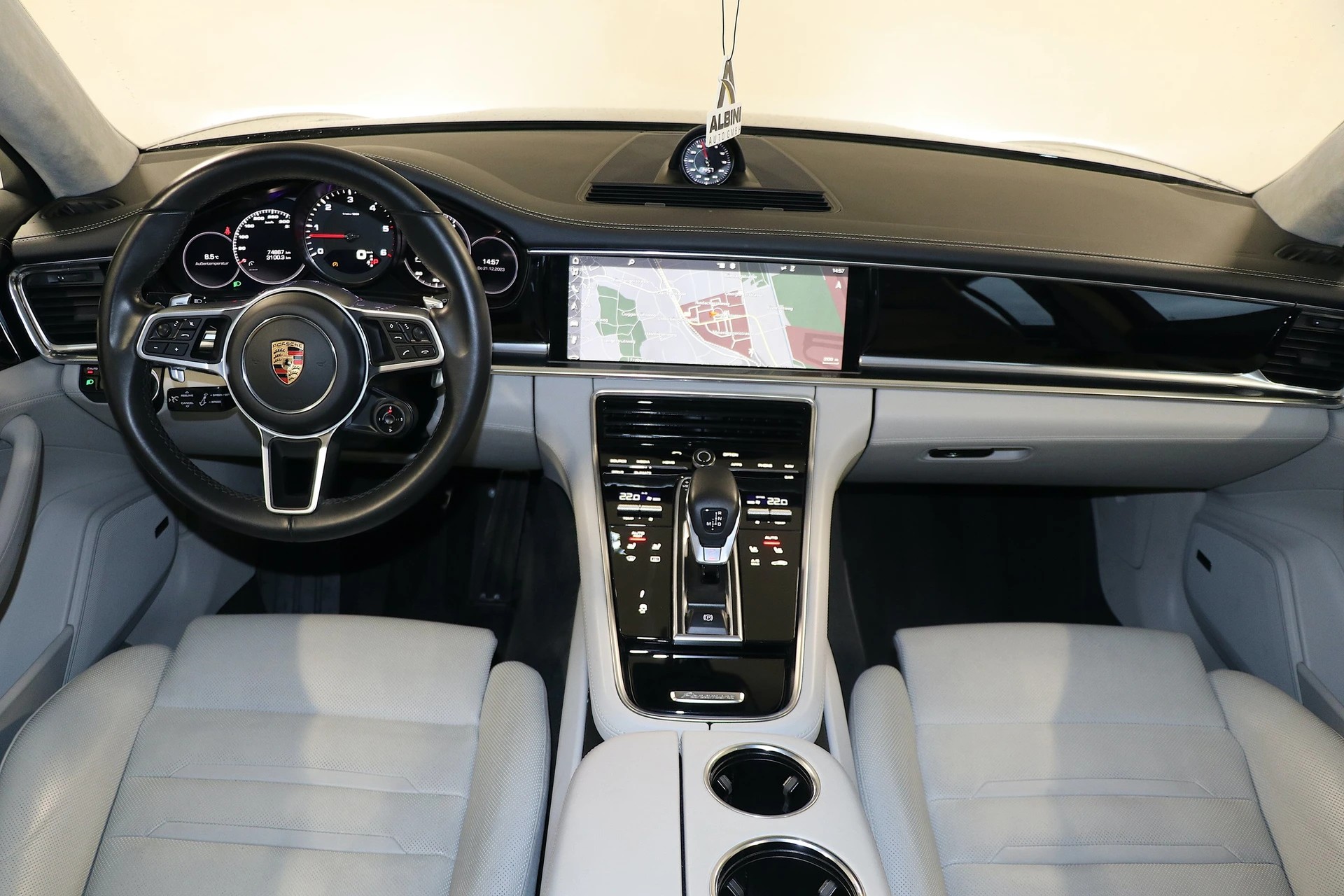 PORSCHE Panamera 4S Diesel PDK-image-9