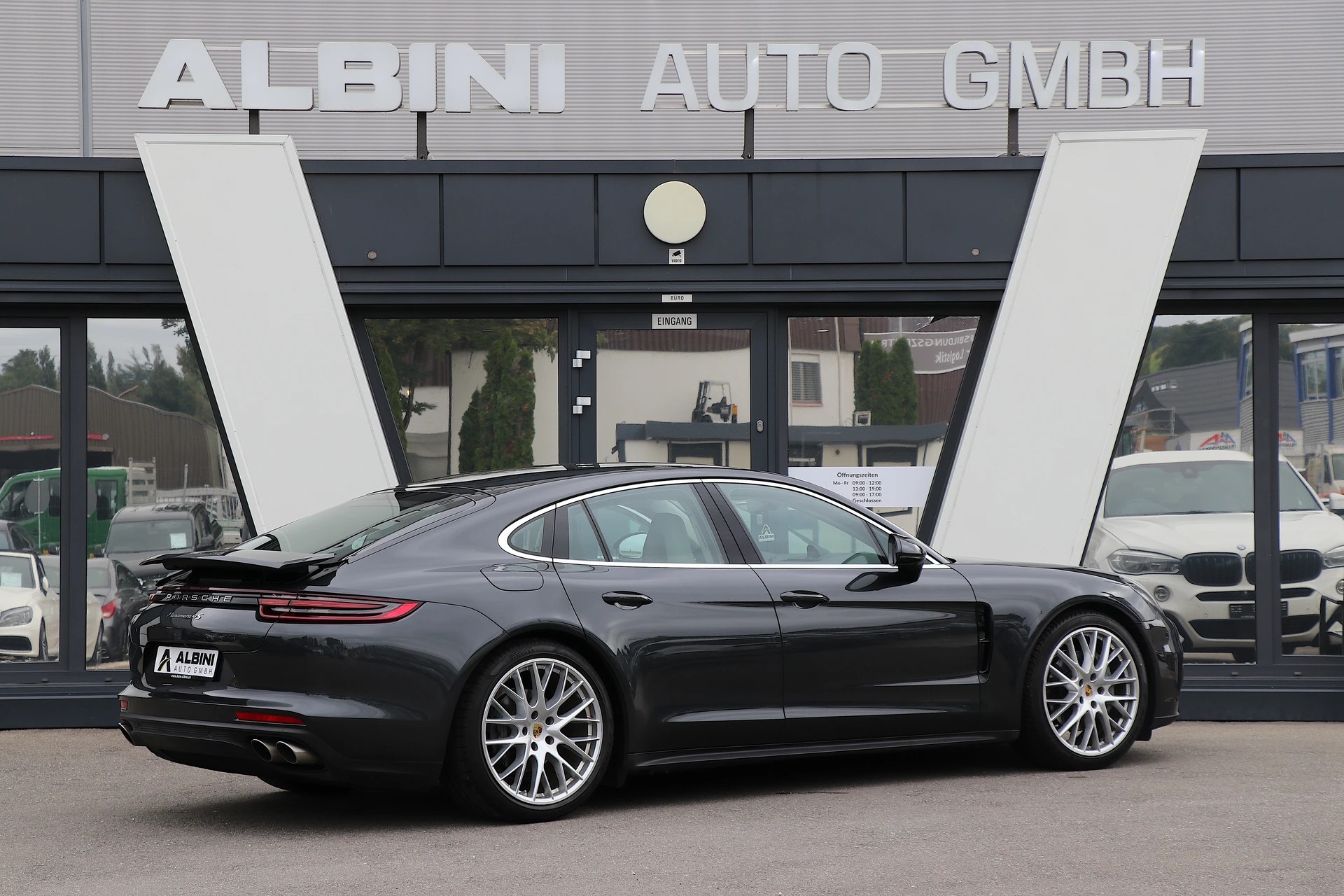 PORSCHE Panamera 4S Diesel PDK-image-2