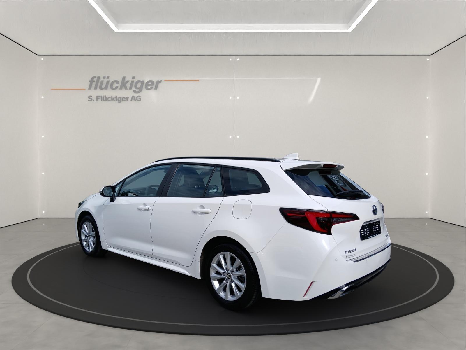 TOYOTA Corolla Touring Sports 1.8 HSD Comfort-image-6