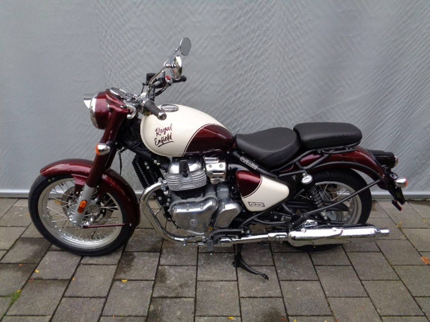 ROYAL ENFIELD CLASSIC 650