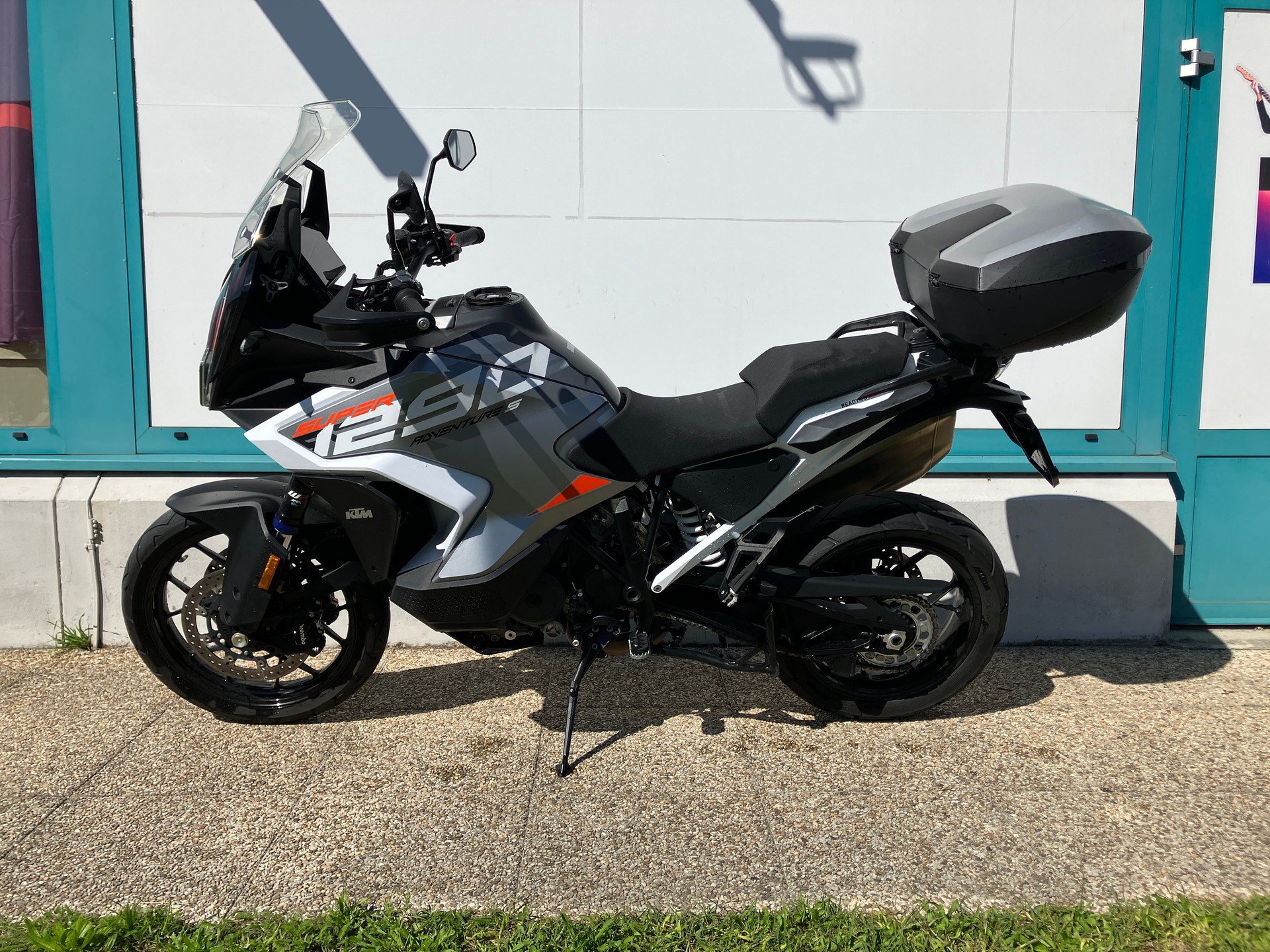 KTM 1290 Super Adventure S-showroom-element-3