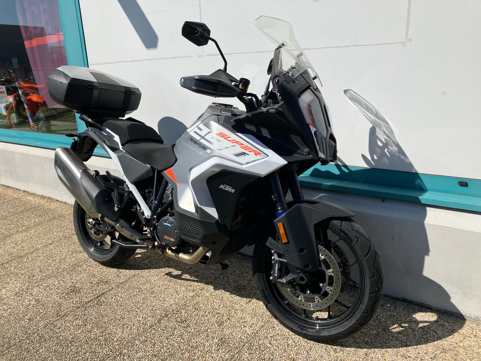 KTM 1290 Super Adventure S-showroom-element-2