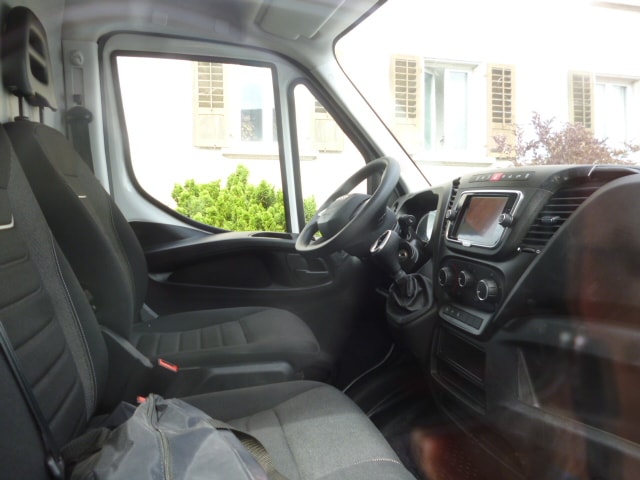 IVECO DAILY-image-2
