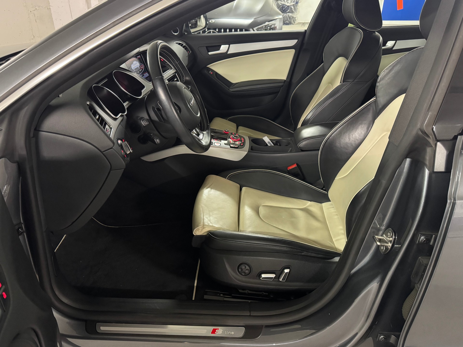 AUDI A5 Sportback 3.0 TDI quattro S-tronic S-Line-image-10