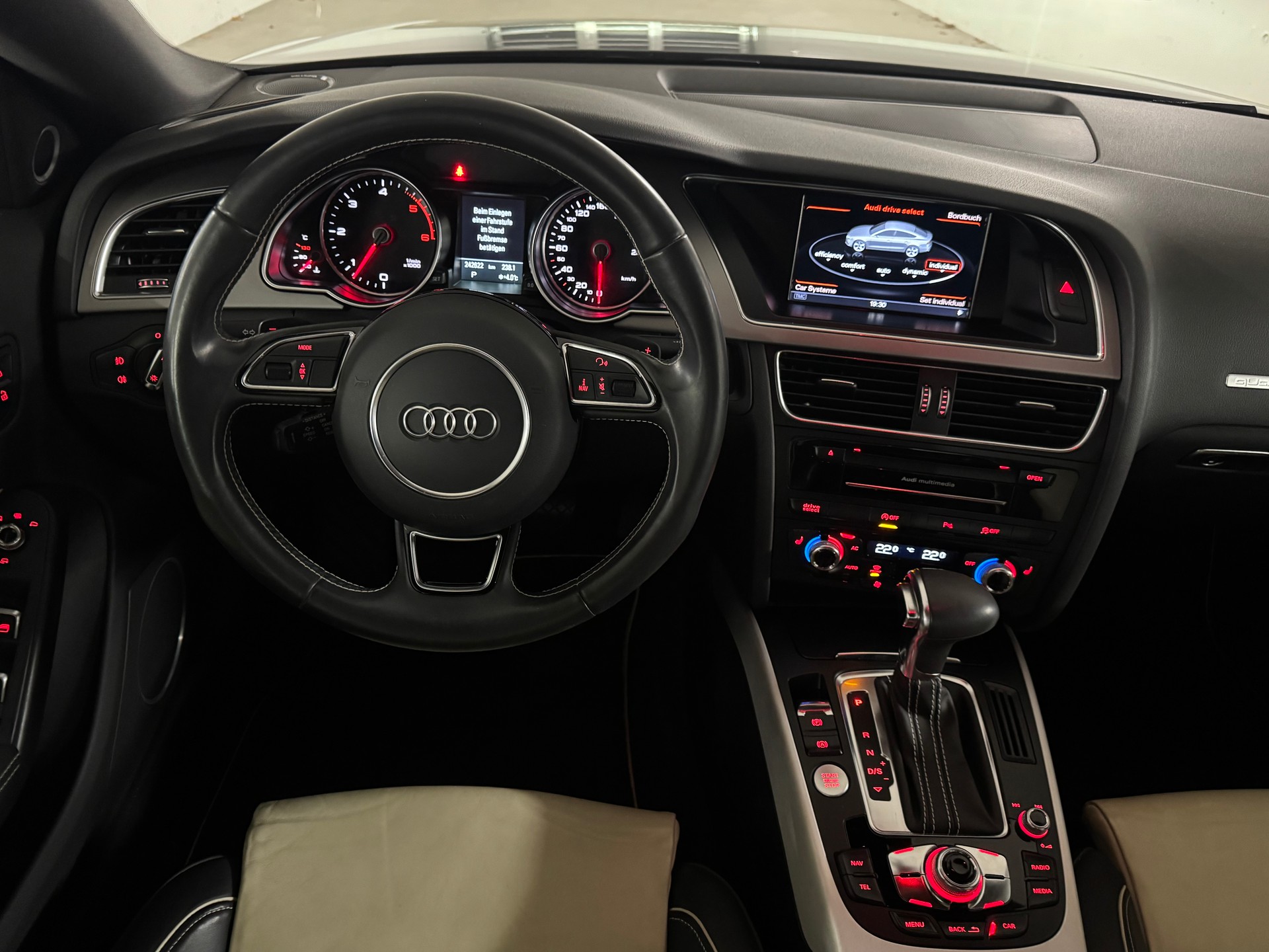 AUDI A5 Sportback 3.0 TDI quattro S-tronic S-Line-image-9