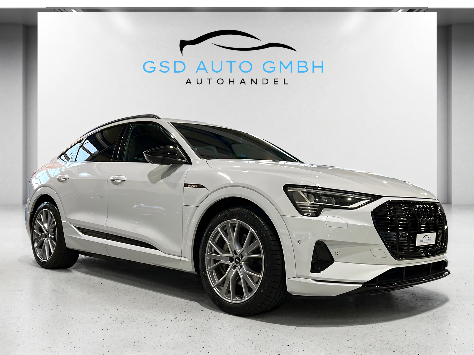 AUDI e-tron 55 Sportback Advanced Black Edition qu*Panodach,AHK,Werksgarantie bis 2026**-image-5