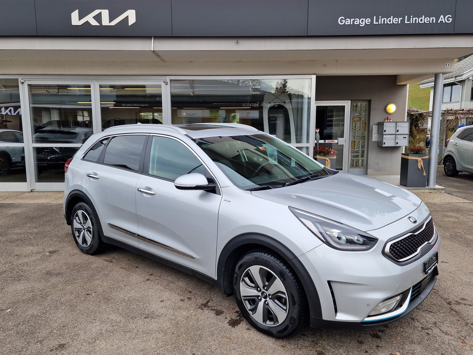 KIA Niro 1.6GDi Plug-in Hybrid DCT-image-0