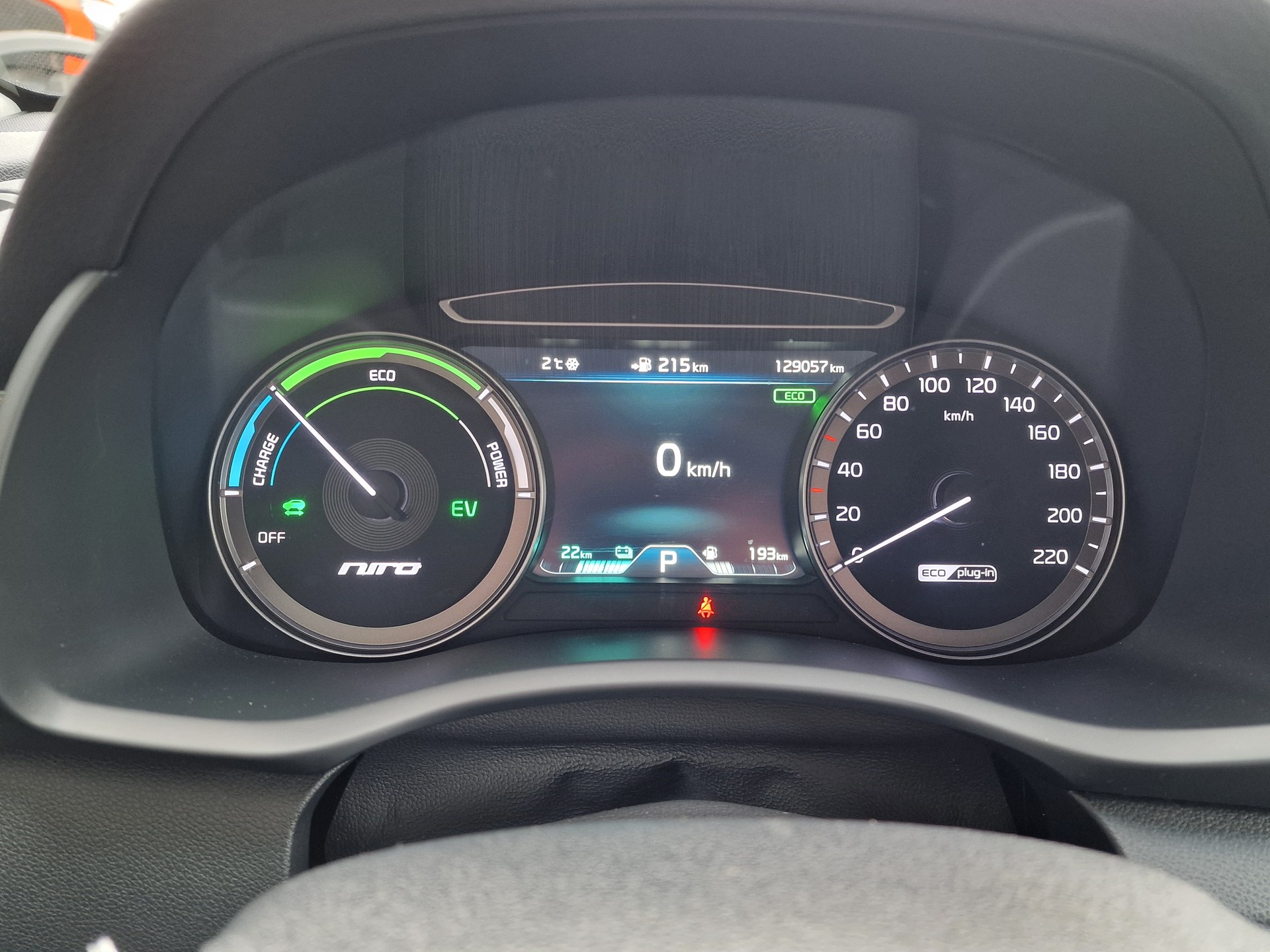KIA Niro 1.6GDi Plug-in Hybrid DCT-image-8