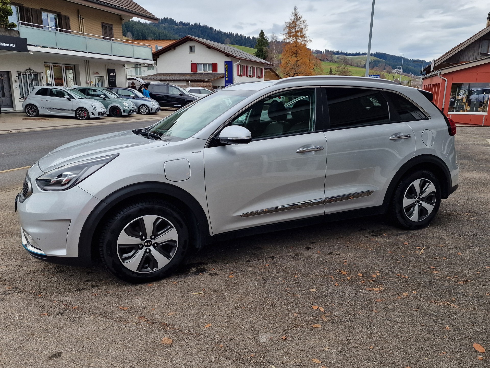 KIA Niro 1.6GDi Plug-in Hybrid DCT-image-4