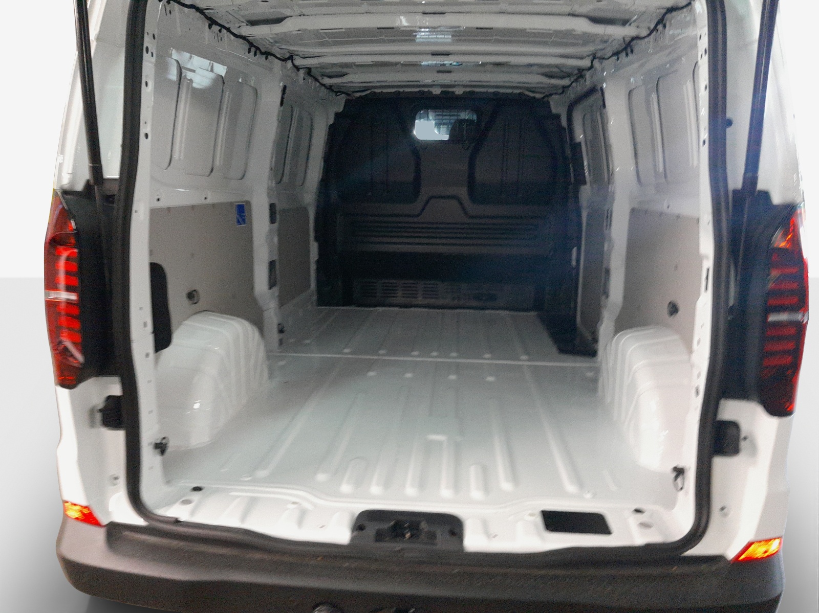 VW Transporter 2.0 TDI 4Motion Lang Automat-image-12
