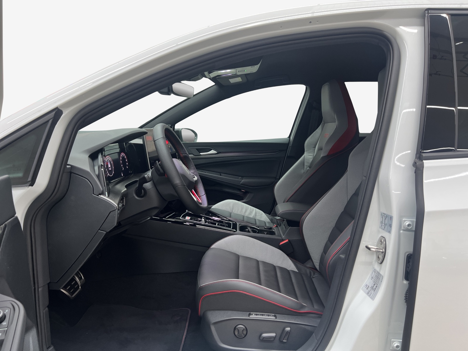 VW Golf 2.0 TSI GTI Clubsport DSG-image-7