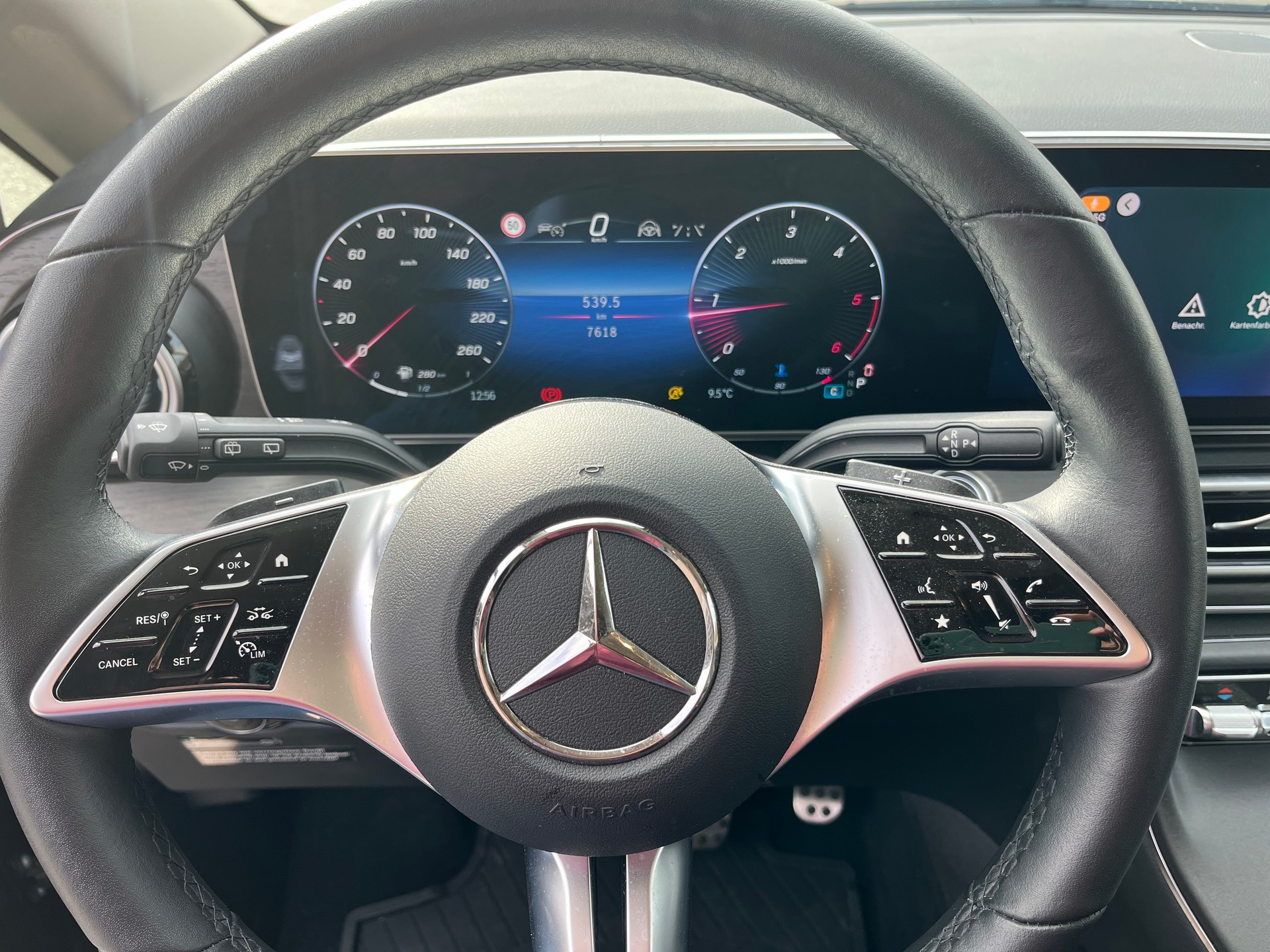 MERCEDES-BENZ Marco Polo 250 d 4M Automat AMG LINE-image-12
