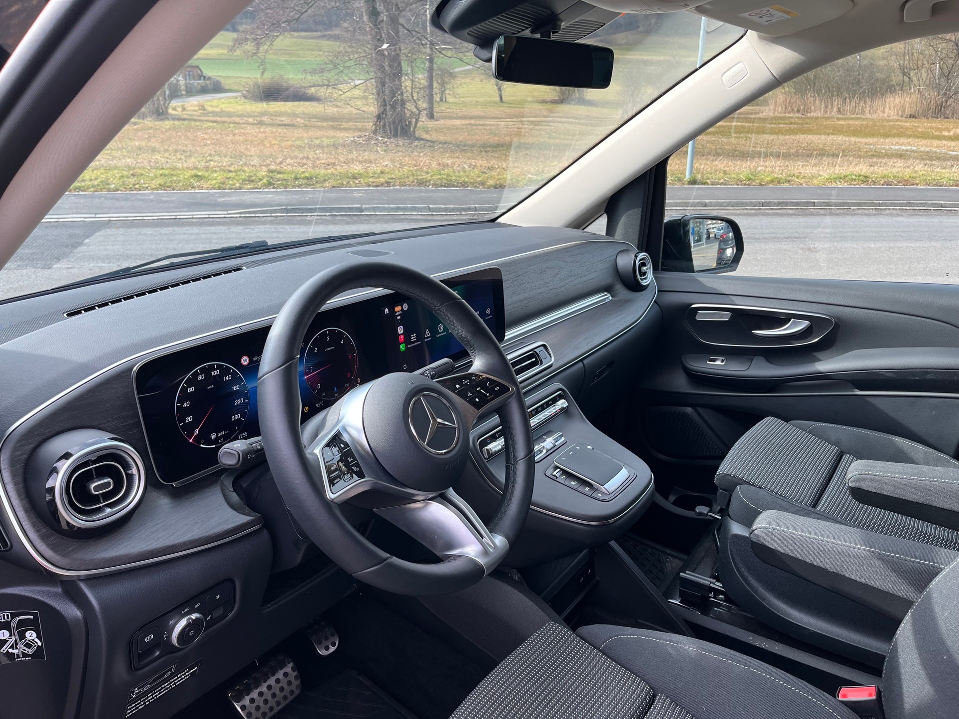 MERCEDES-BENZ Marco Polo 250 d 4M Automat AMG LINE-image-11