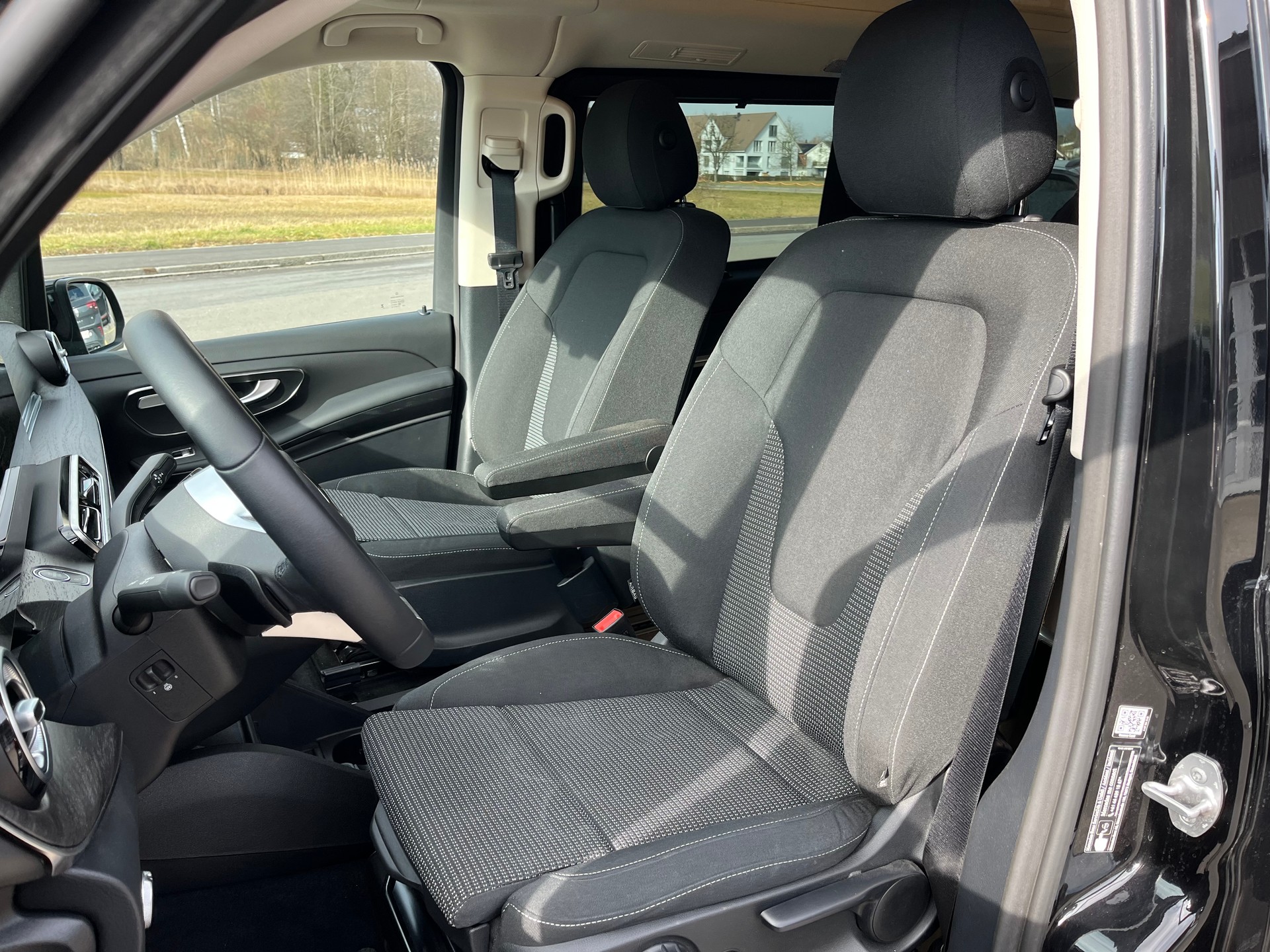 MERCEDES-BENZ Marco Polo 250 d 4M Automat AMG LINE-image-10