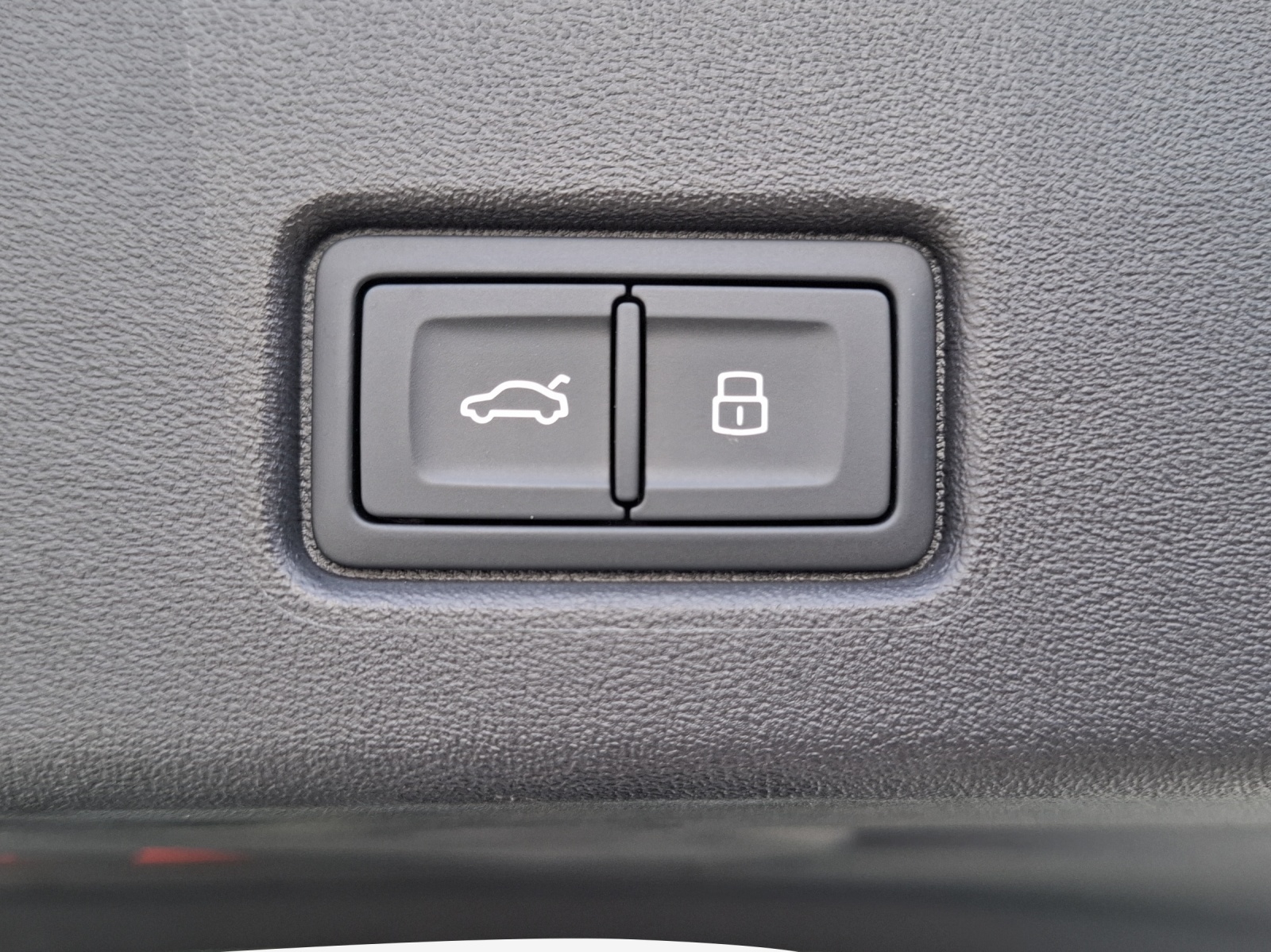 AUDI Q4 e-tron 35-image-14