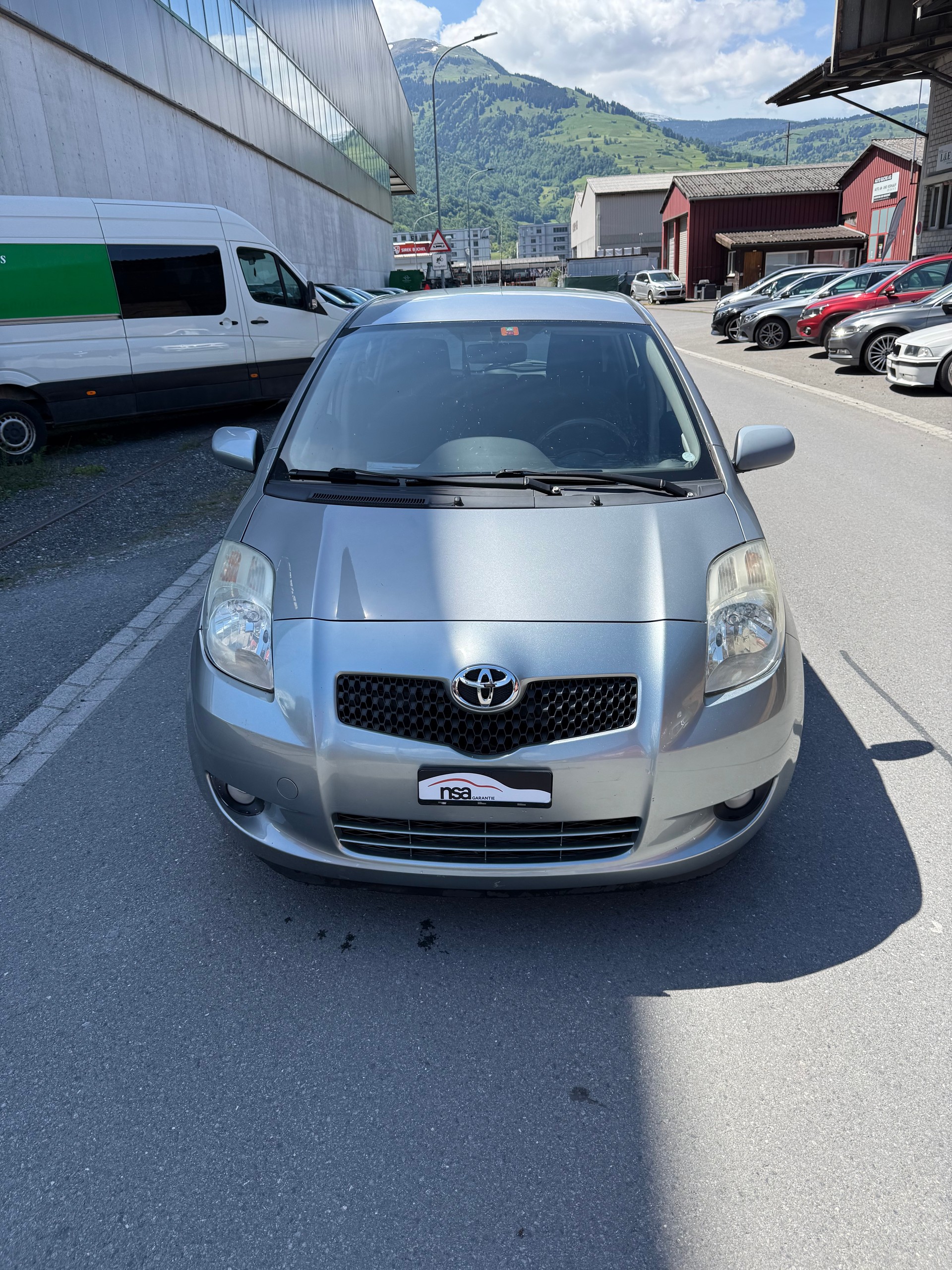 TOYOTA YARIS 1.3 AUTOMAT-image-0