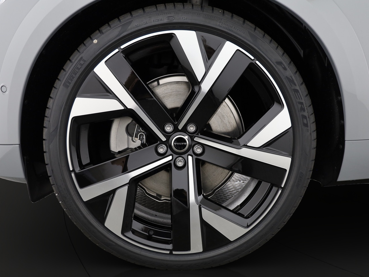 VOLVO XC60 2.0 T6 TE Black Edition eAWD-image-3