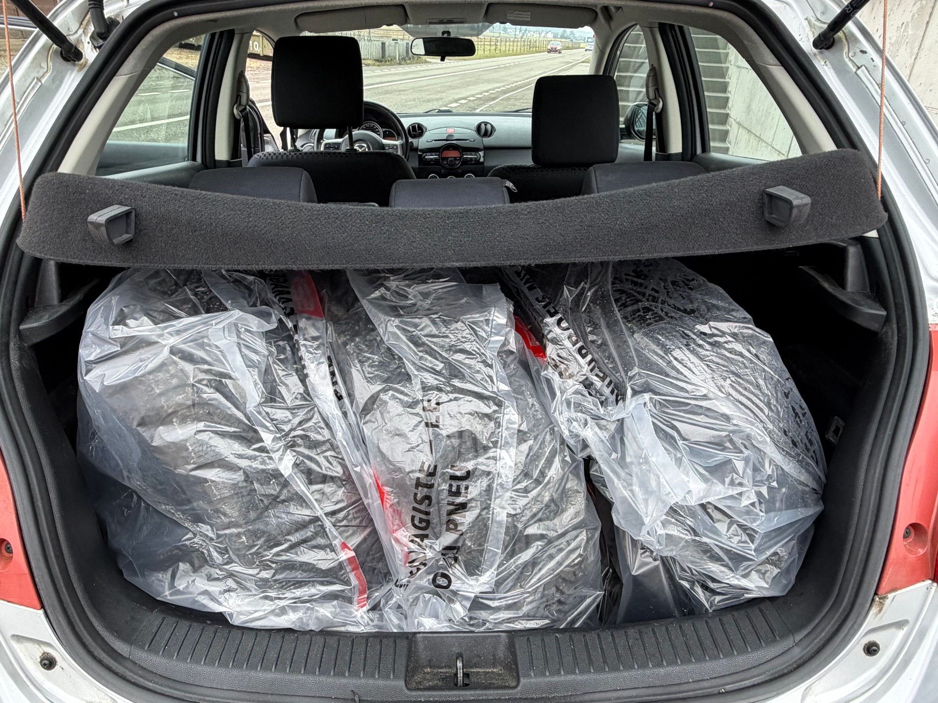 MAZDA 2 1.5i 16V Sport-image-13