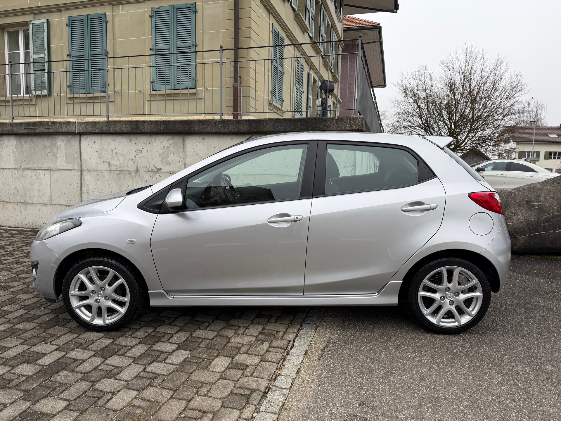 MAZDA 2 1.5i 16V Sport-image-2