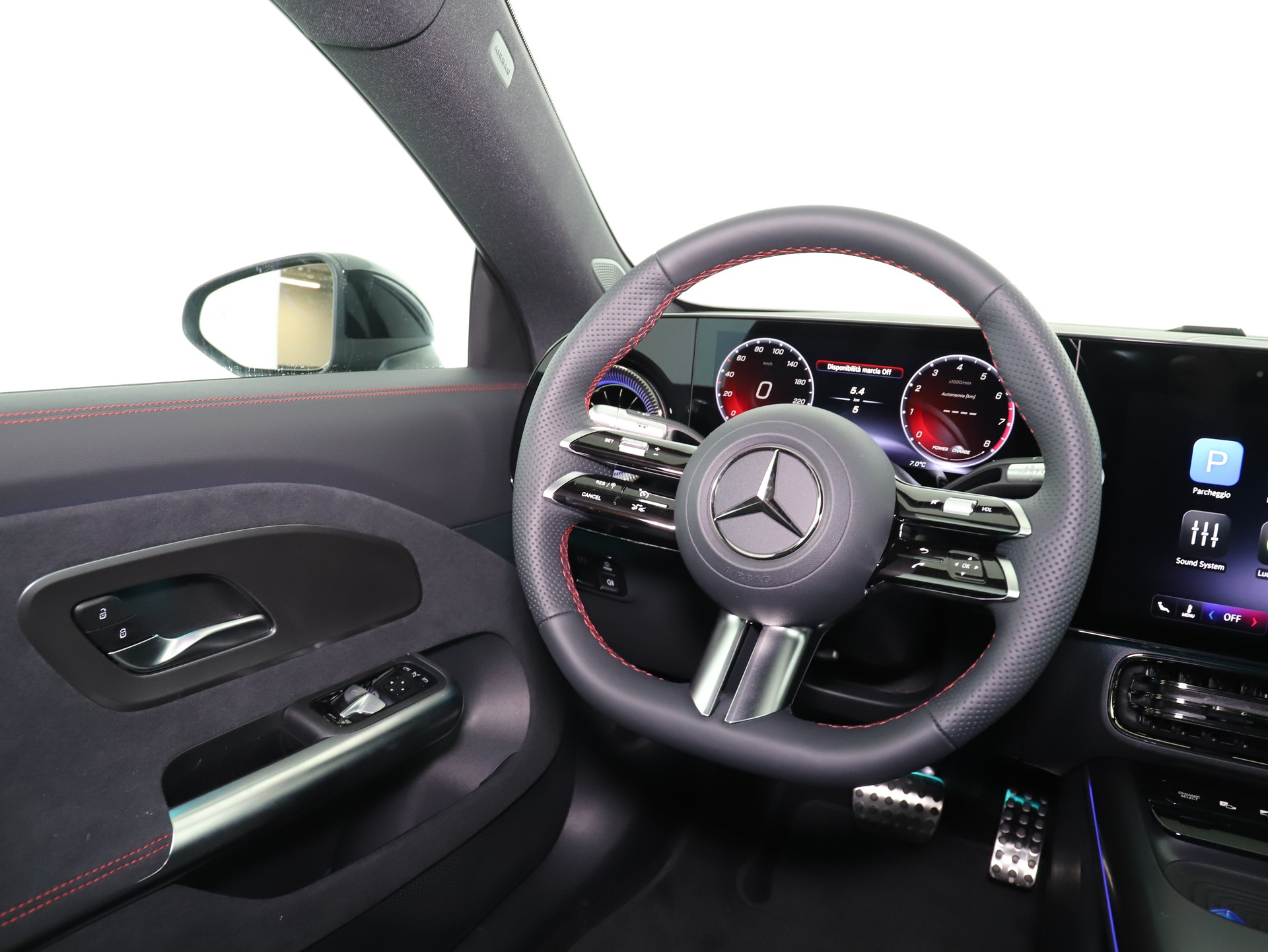 MERCEDES-BENZ CLA 200 8G-DCT-image-14
