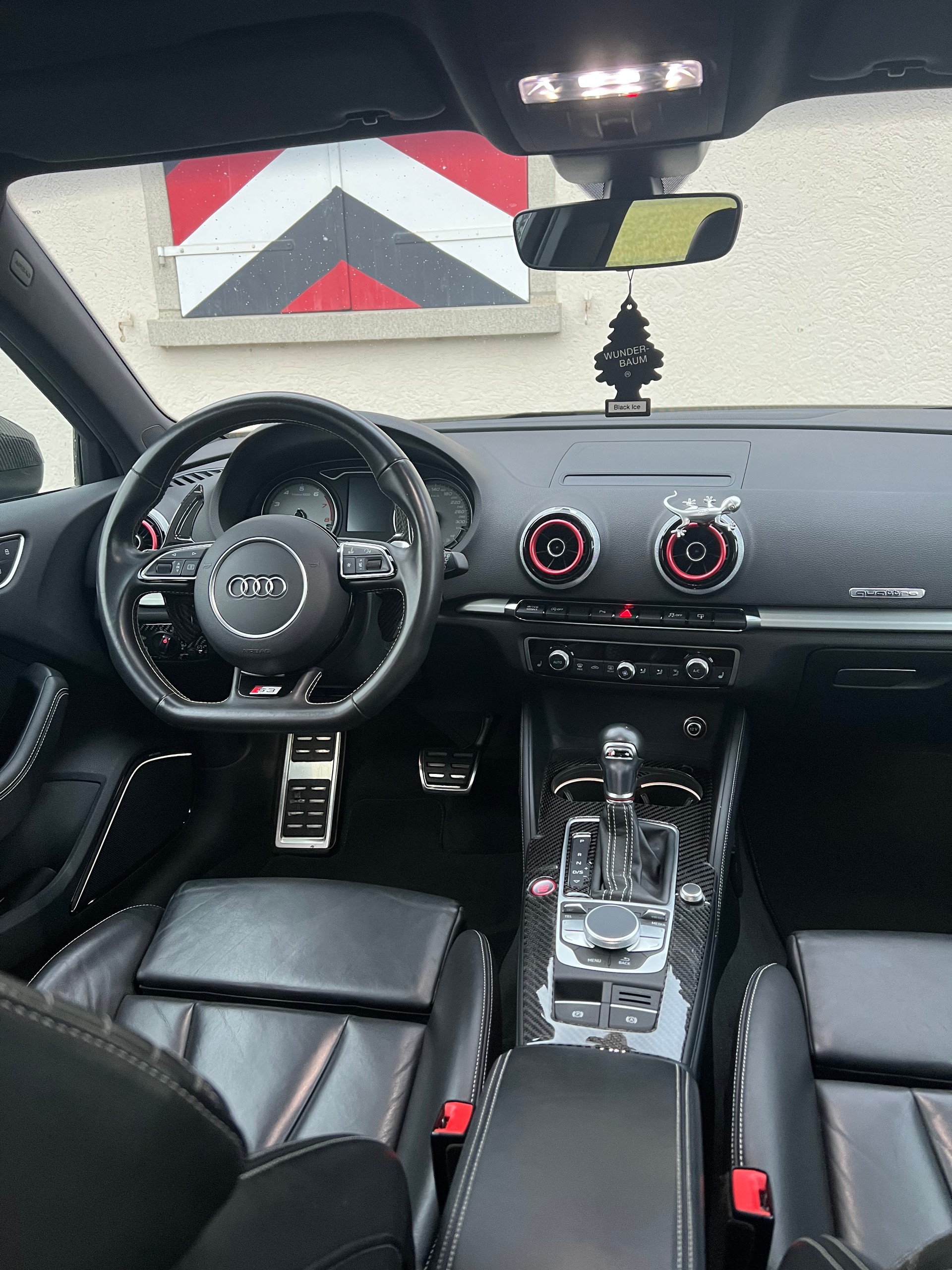 AUDI ABT S3 Sportback 2.0 TFSI quattro S-tronic-image-18