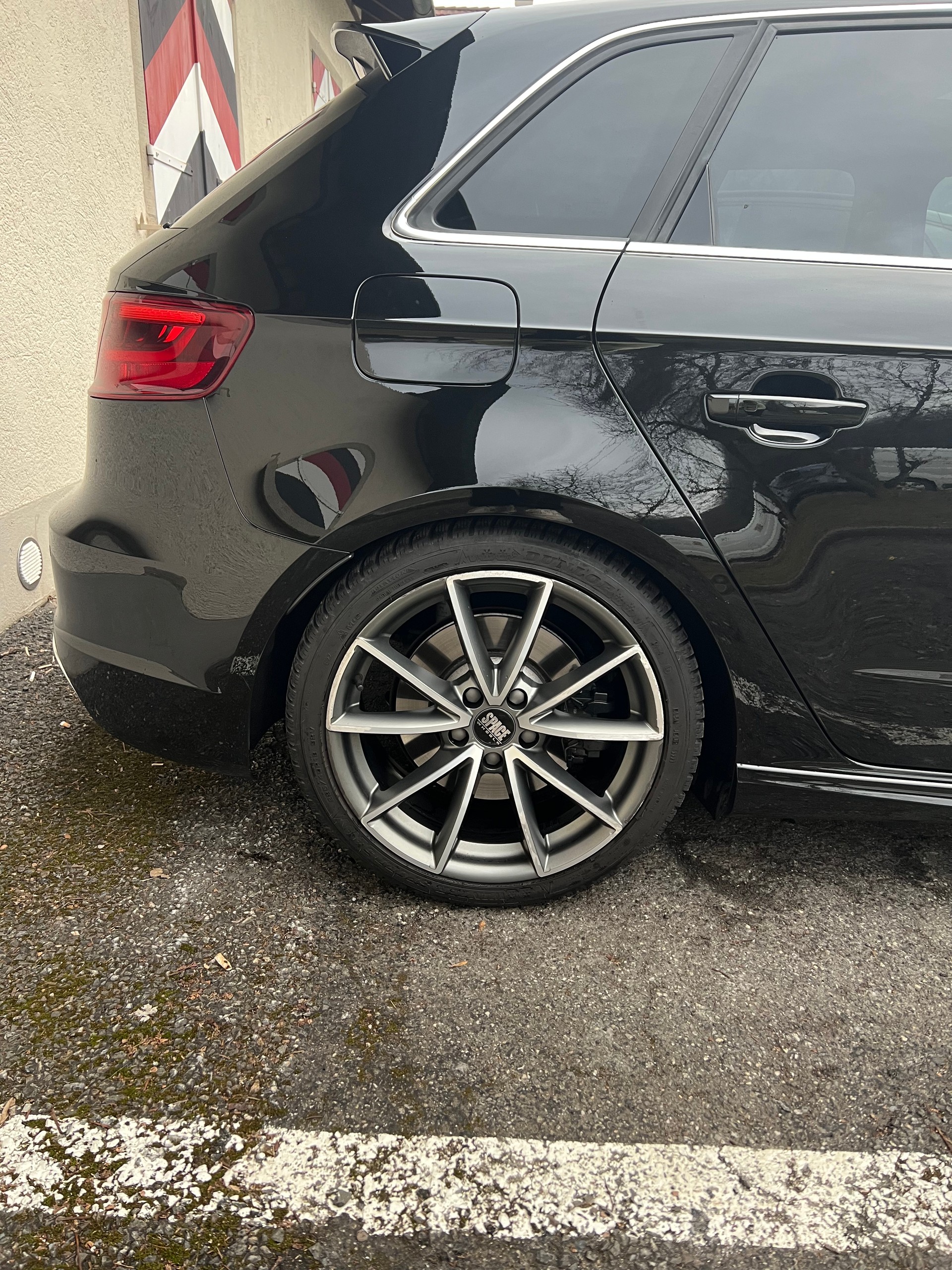 AUDI ABT S3 Sportback 2.0 TFSI quattro S-tronic-image-5