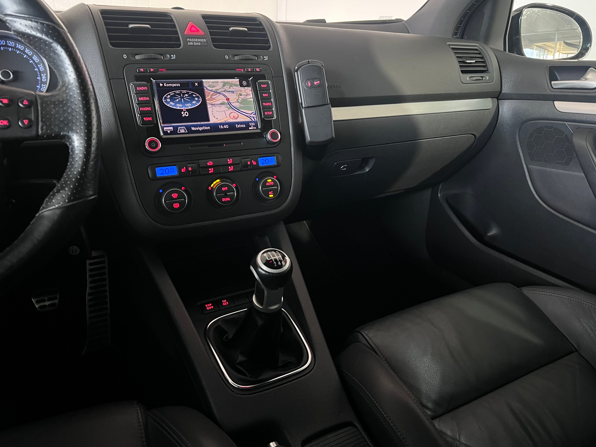 VW Golf 2.0 TFSI GTI-image-19