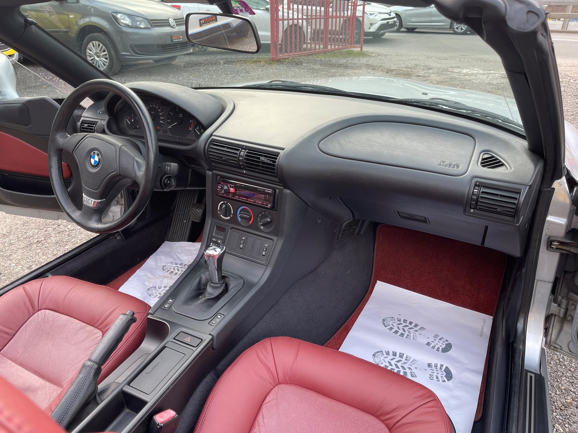 BMW Z3 1.8i Roadster-image-8