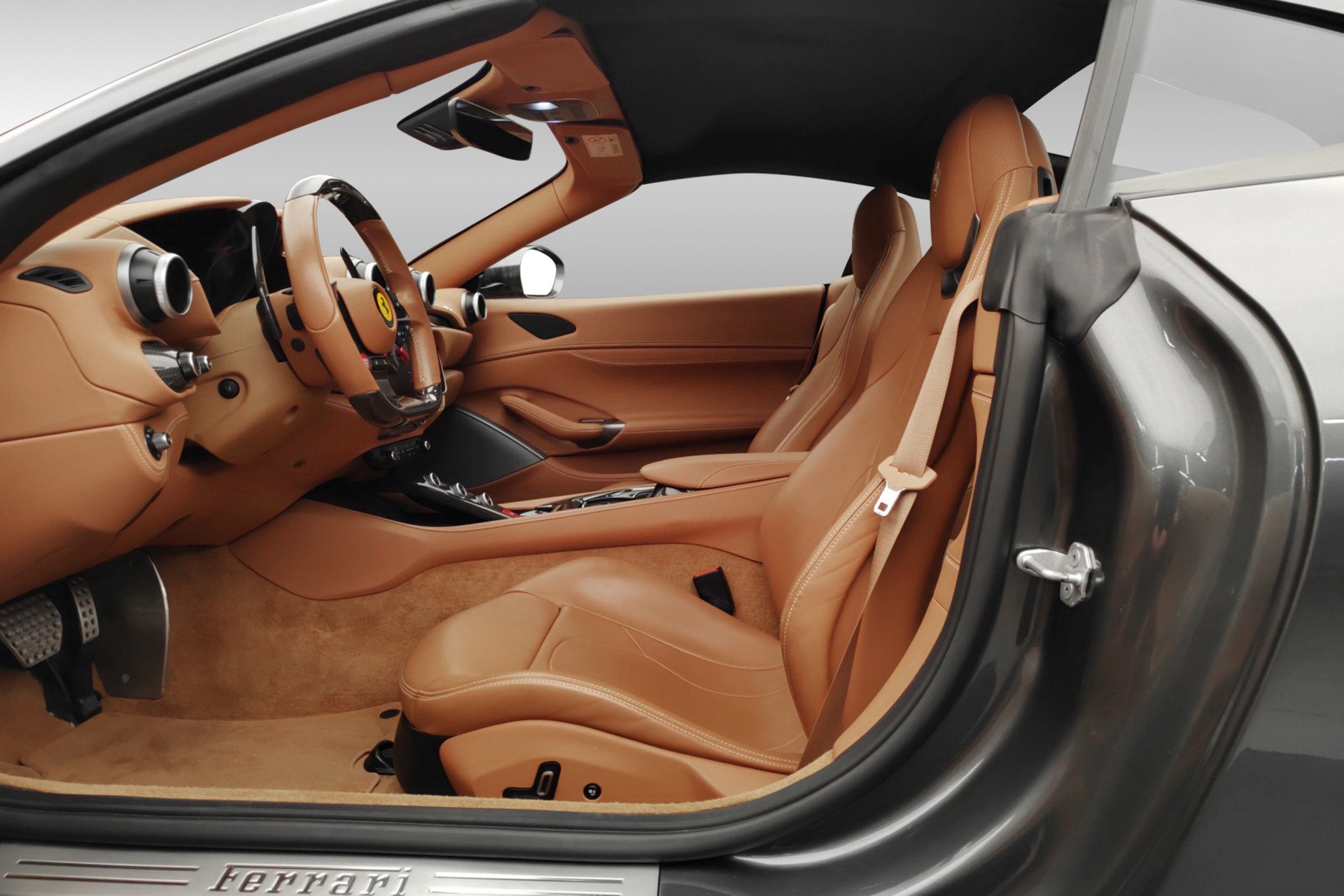 FERRARI Portofino 3.9 V8 T-image-12