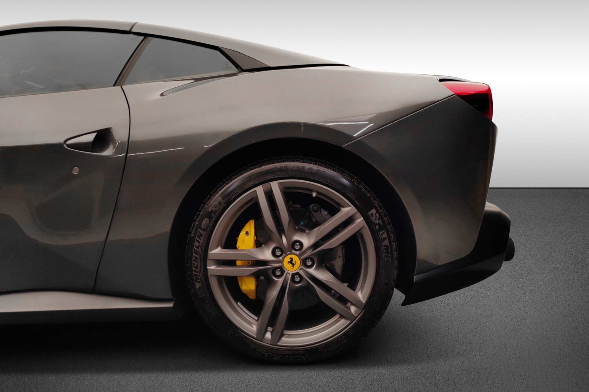 FERRARI Portofino 3.9 V8 T-image-9