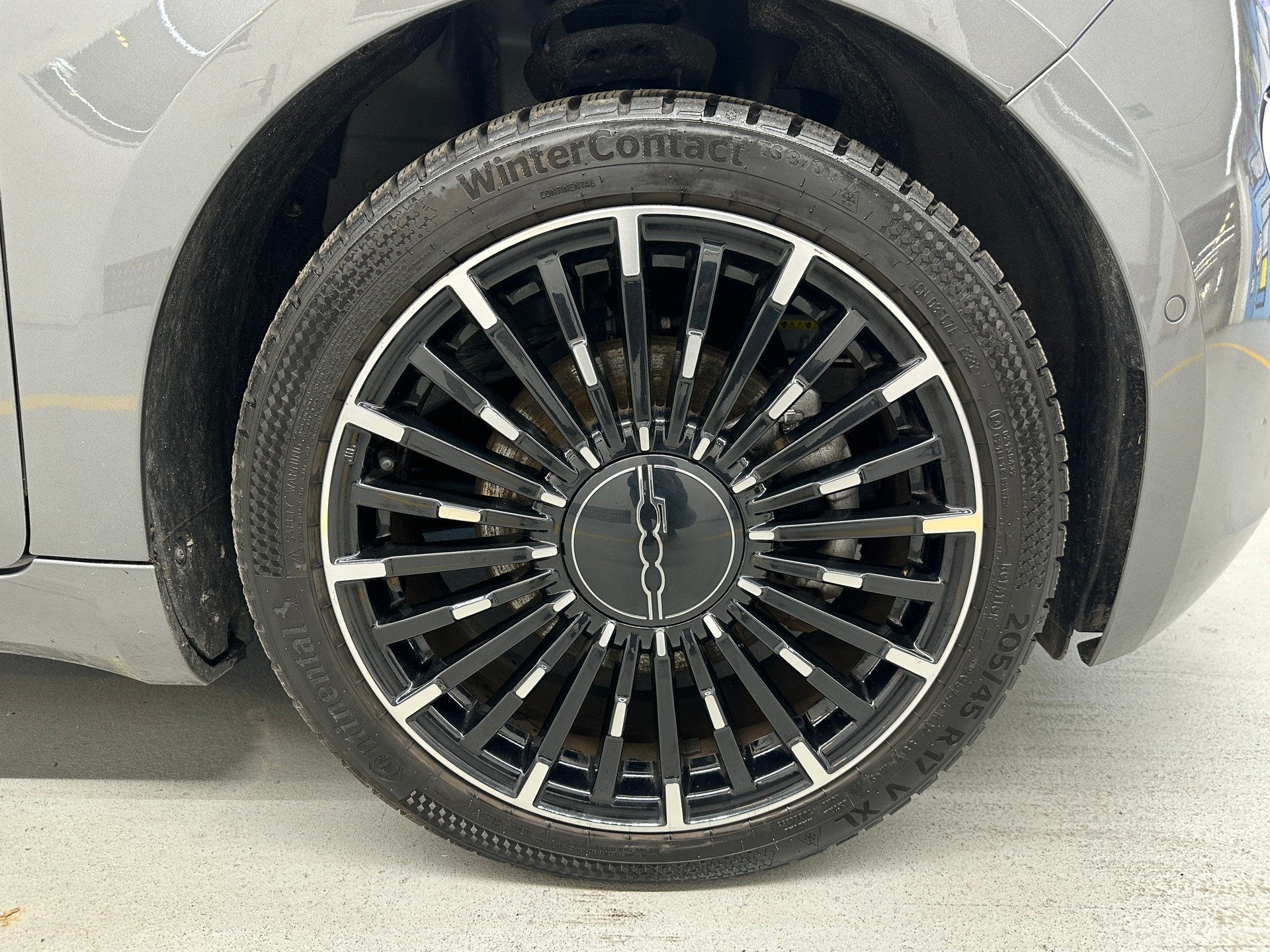 FIAT 500 electric 87 kW La Prima-image-6