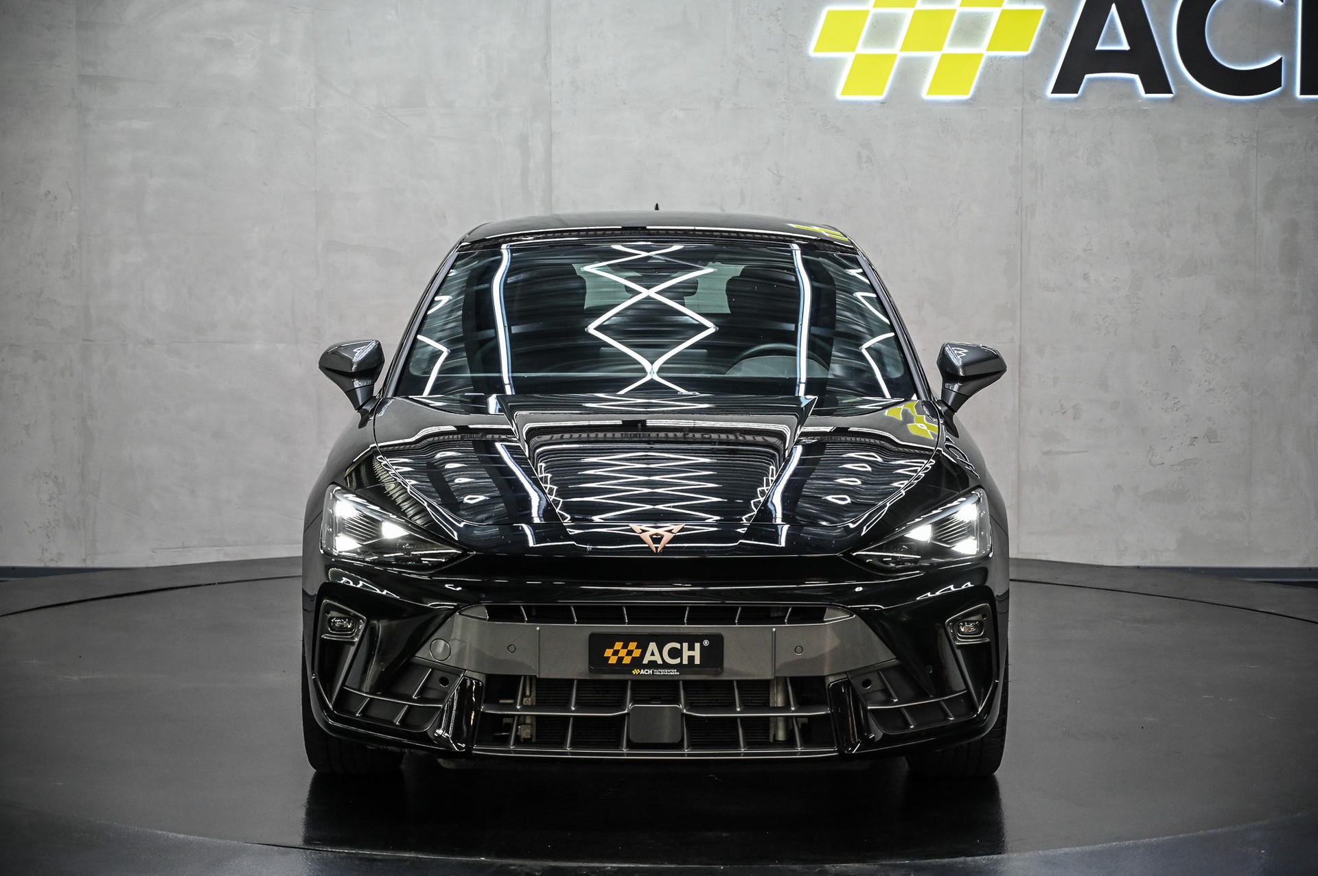 CUPRA Leon 2.0 TDI DSG-image-1