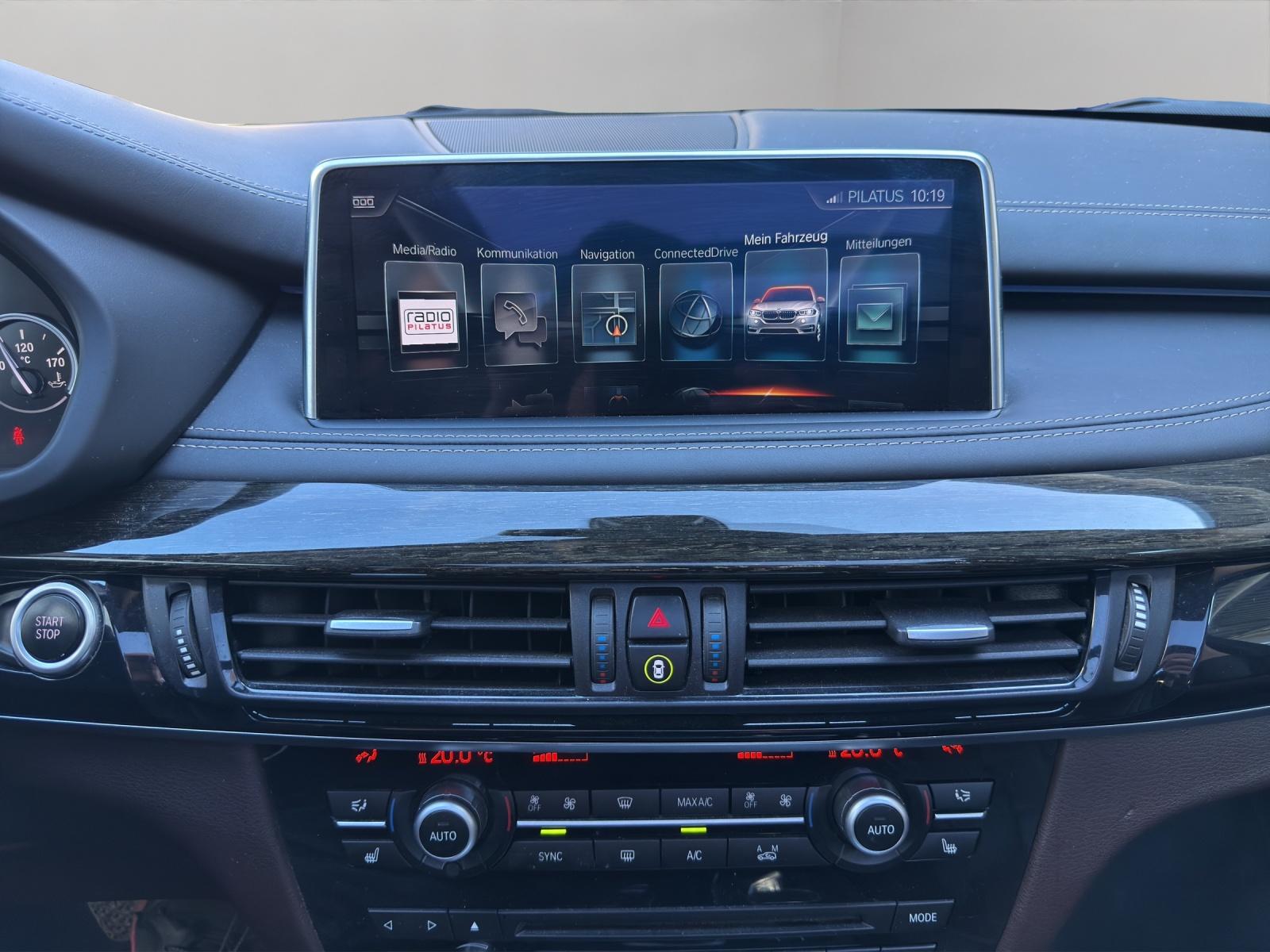 BMW X5 40e xDrive paddles-image-8