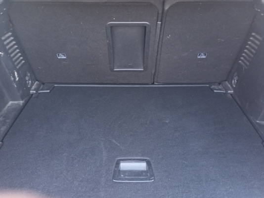 PEUGEOT 3008 1.6 THP GT Line-image-10