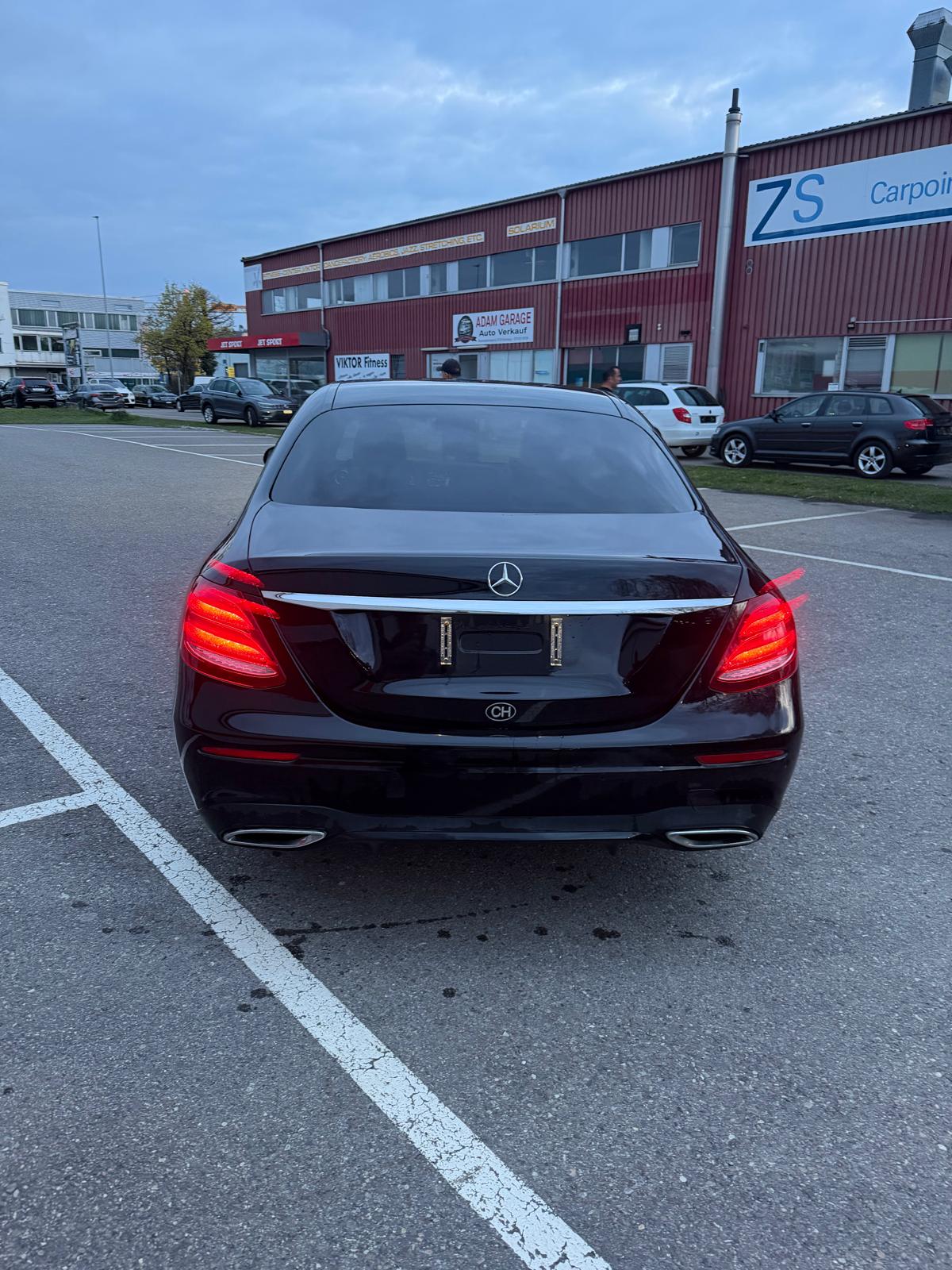 MERCEDES-BENZ MERCEDES-BENZ E 400 d 4Matic AMG Line 9G-Tronic-image-4
