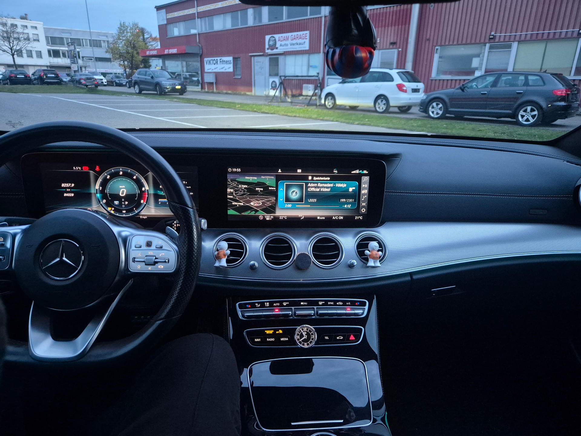 MERCEDES-BENZ MERCEDES-BENZ E 400 d 4Matic AMG Line 9G-Tronic-image-7